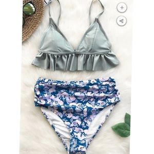 *NWT* Cupshe Magic Crystal Falbala Bikini